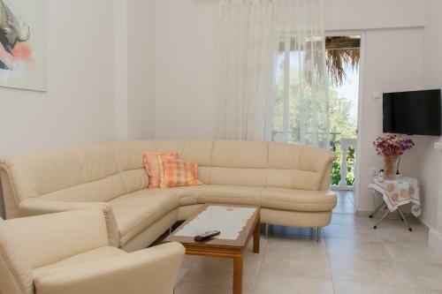 Apartamento Doroufi Inn