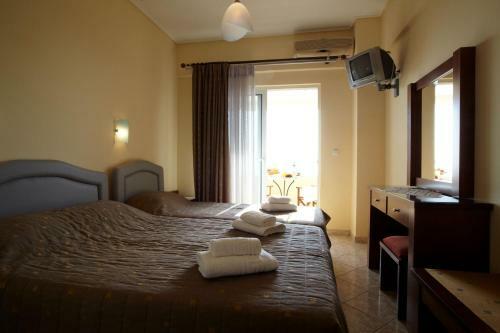 Hostal Evoikos Beach & Resort