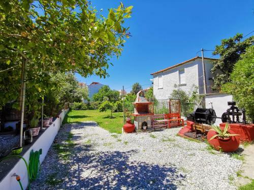 Apartments Vana Limenaria