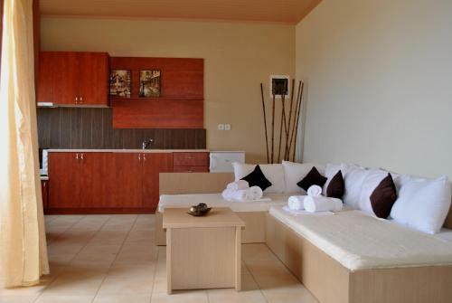 Aparthotel Iliovasilema Hotel