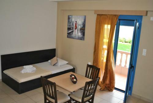 Aparthotel Iliovasilema Hotel