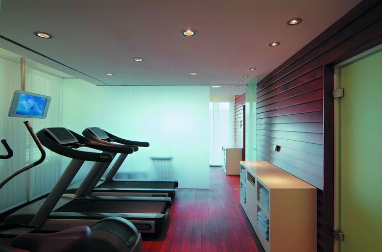 Radisson Blu Media Harbour Hotel, D�sseldorf