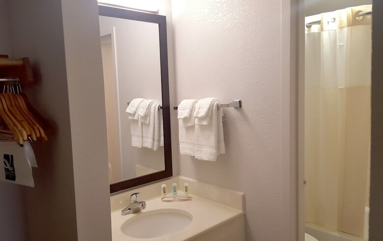 Motel Hotel East Syracuse