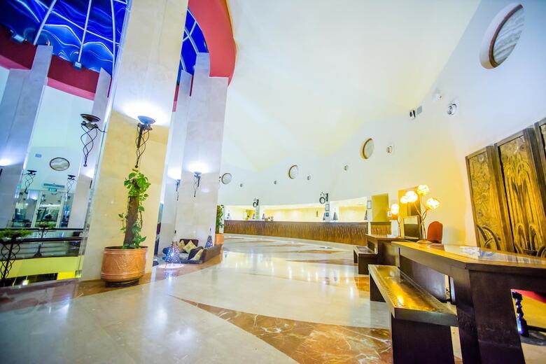 Apartamento Carols Beau Rivage Hotel