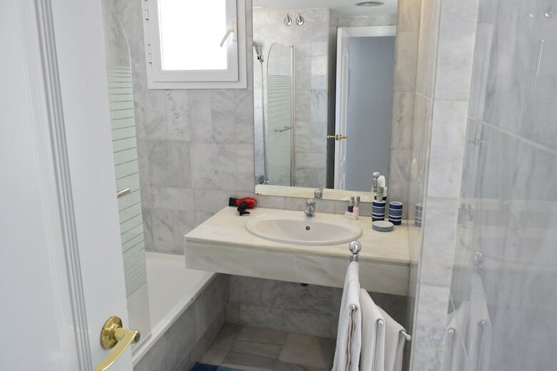Apartamentos Y Casas Serinamar Marbella