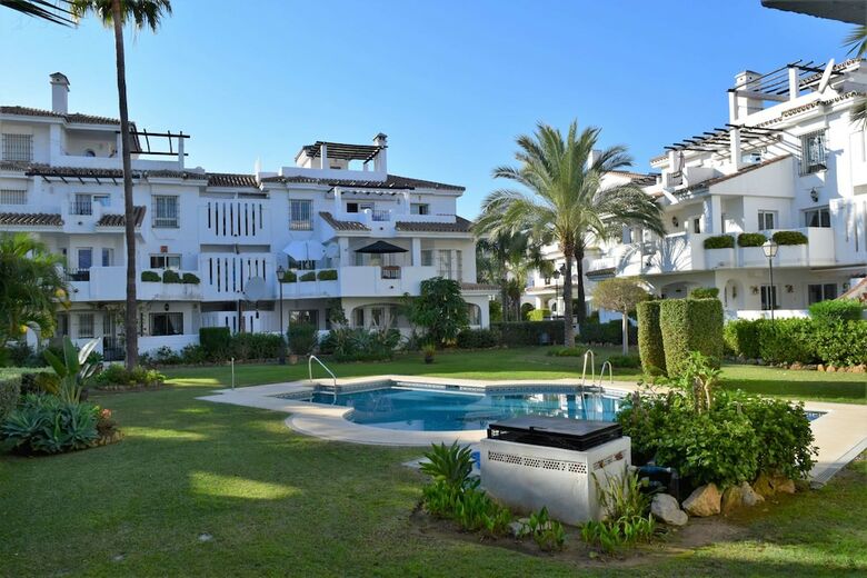 Apartamentos Y Casas Serinamar Marbella