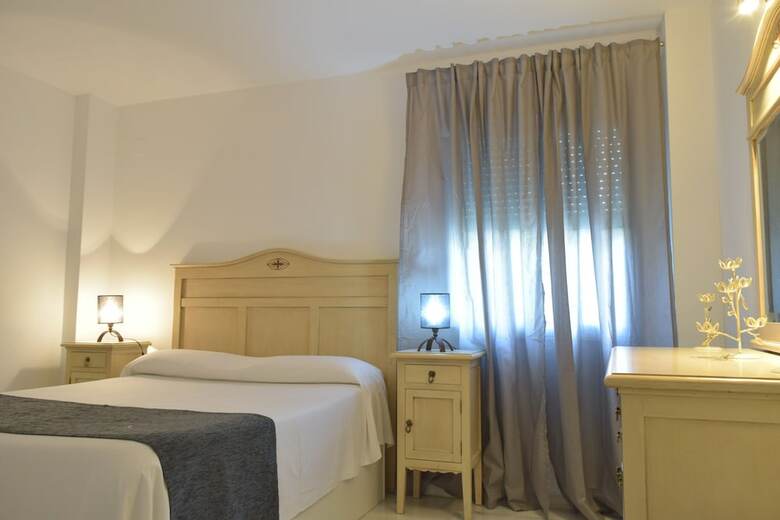 Apartamentos Y Casas Serinamar Marbella