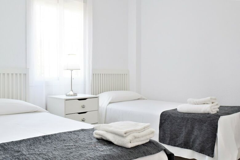 Apartamentos Y Casas Serinamar Marbella
