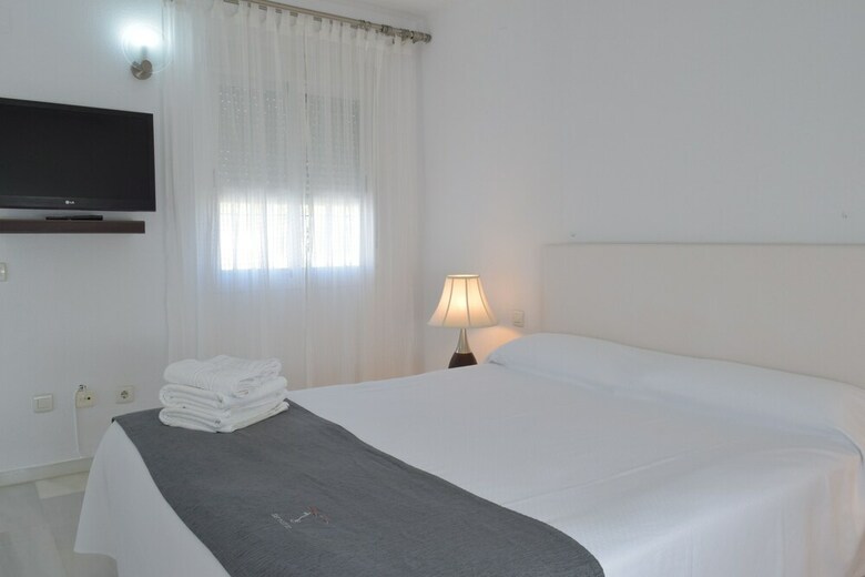 Apartamentos Y Casas Serinamar Marbella