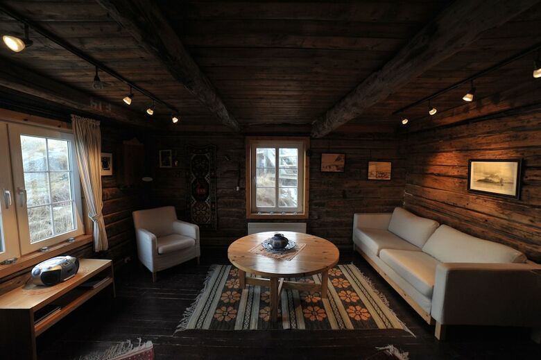 Reine Rorbuer - By Classic Norway Hotels