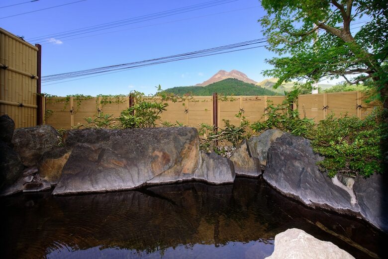 Yufuin Onsen Wafu Ryokan Tsuenosho