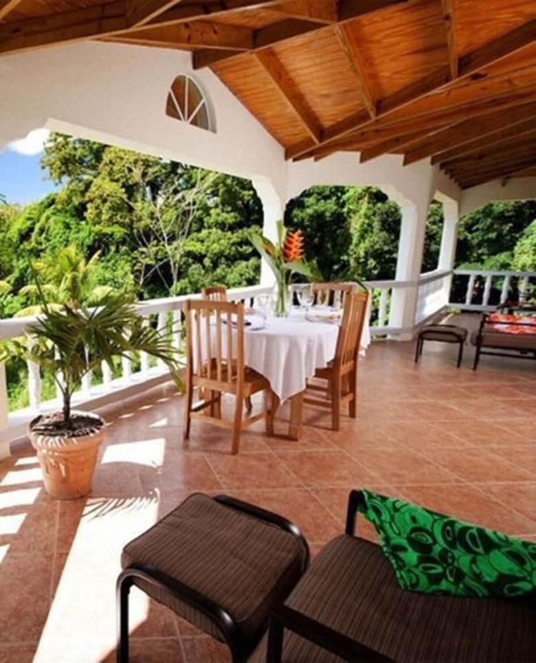 Hotel Rumboat Retreat