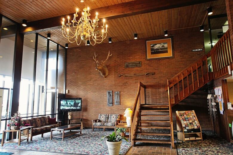 Hotel National 9 Gillette
