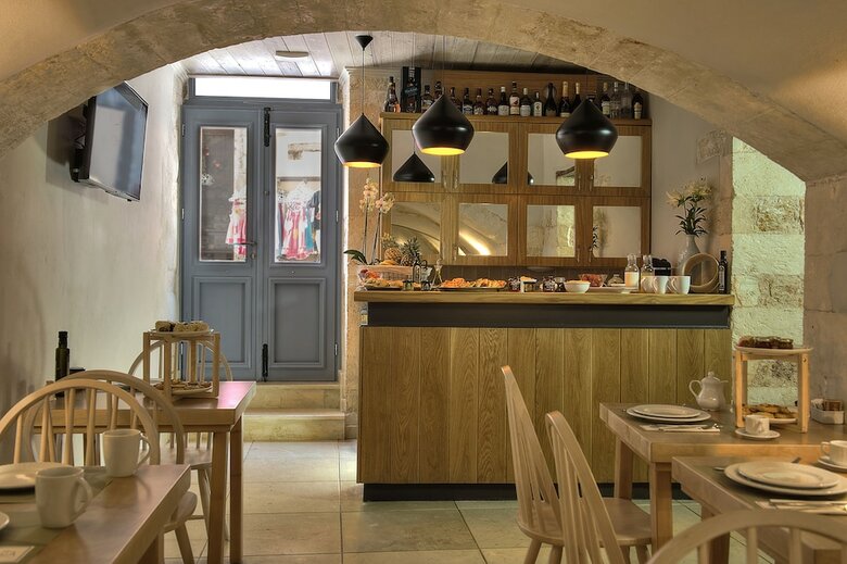 Elia Zampeliou Hotel-adults Only