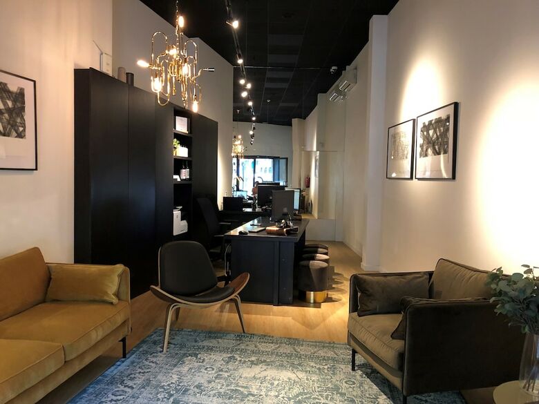 Apartamentos Uma Suites Pau Claris Barcelona