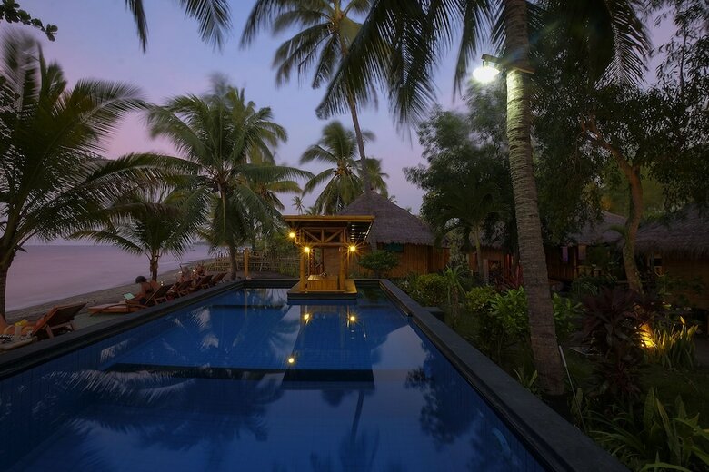 Hotel Rinjani Beach Eco Resort