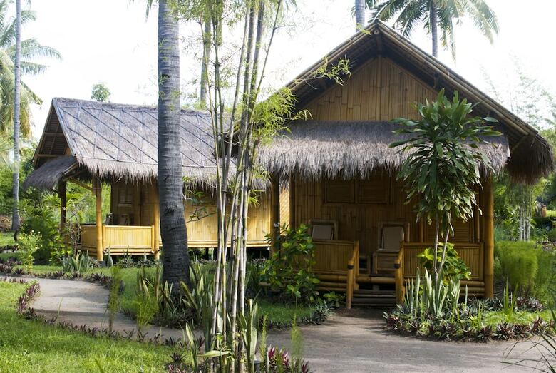 Hotel Rinjani Beach Eco Resort