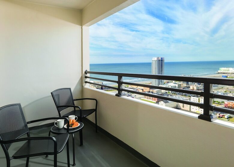 Hotel Club Wyndham Skyline Tower
