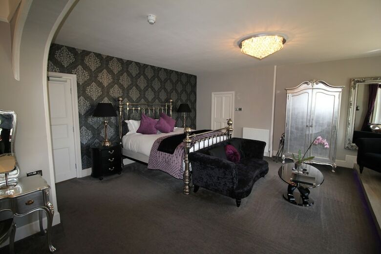 The Dower House Hotel