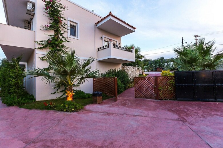 Cretan Residence Mediterranean Luxury Private Villas