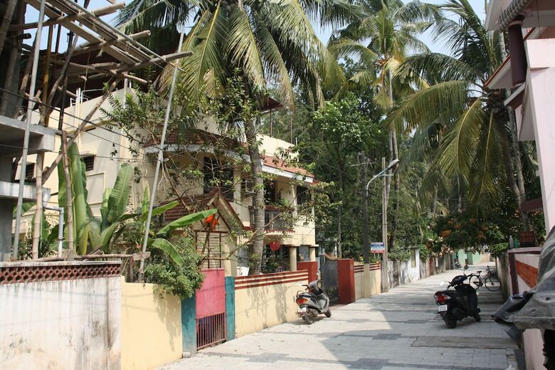 Bed & Breakfast Lazar Residency Homestay