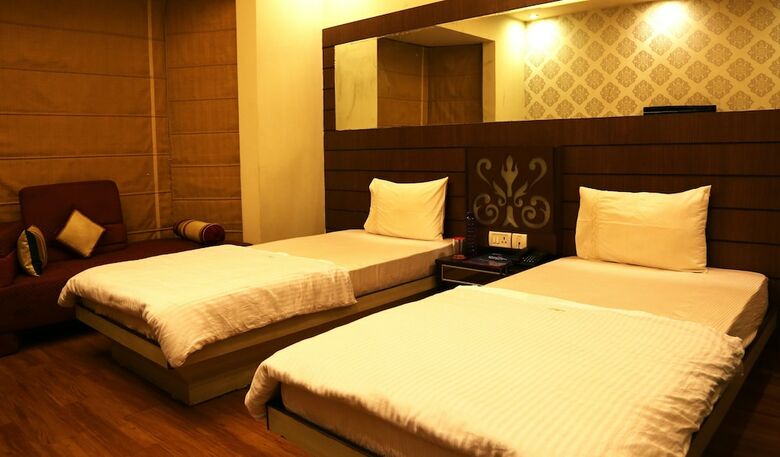 Oyo 386 Hotel Lotus Panache
