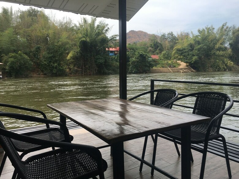 Apartamento Riverside Hill Resort & Restaurant