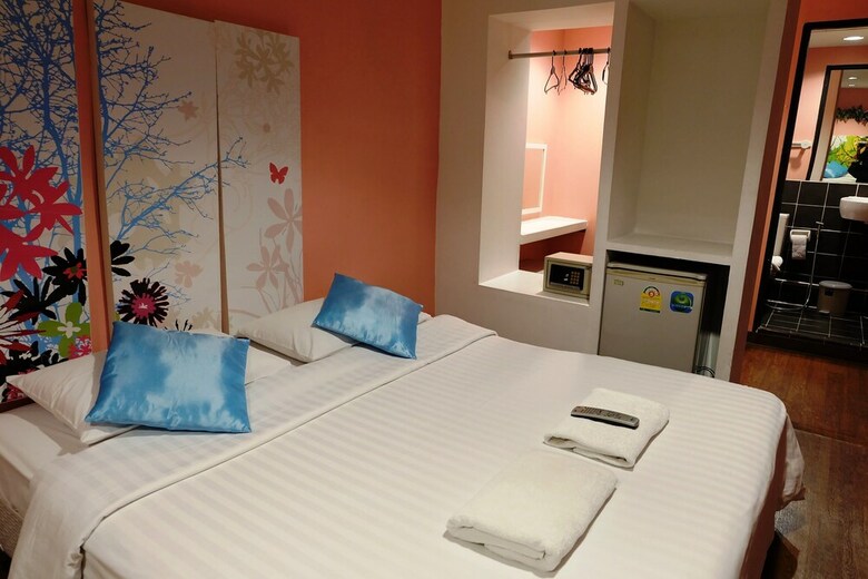Hostal Take A Nap Hotel