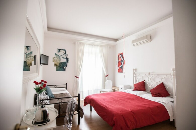 Bed & Breakfast Rooms In Rome