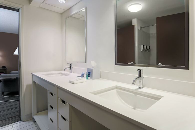 Hotel Four Points By Sheraton Bentonville