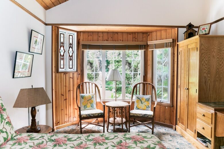 Bed & Breakfast Kilauea Lodge And Restaurant