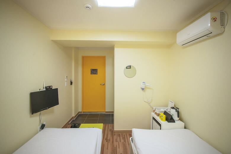 Hotel 24 Guesthouse Haeundae Premier