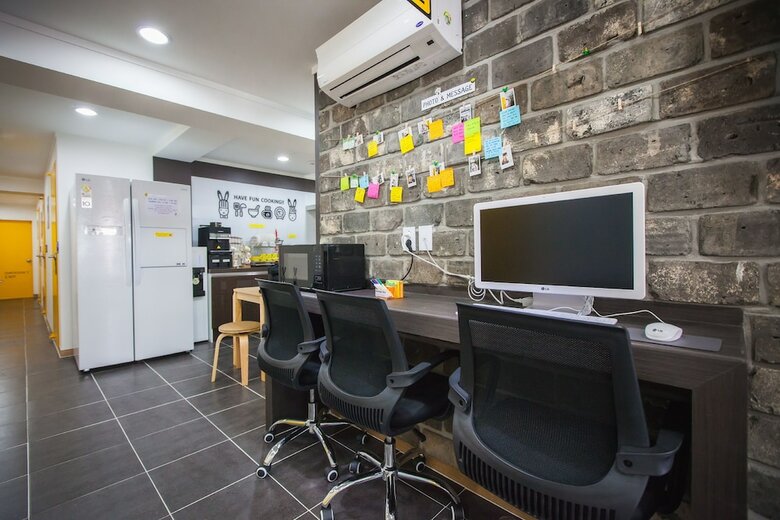 Hotel 24 Guesthouse Haeundae Premier