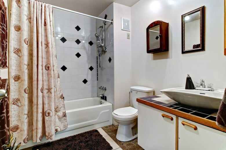 Scott Chalet Spa Sur Rivi�re