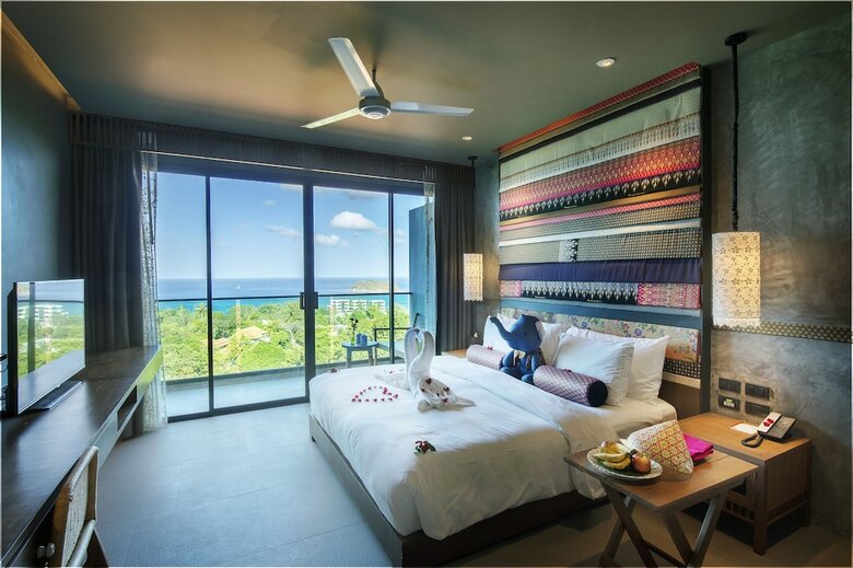 Hotel The Sea Galleri By Katathani