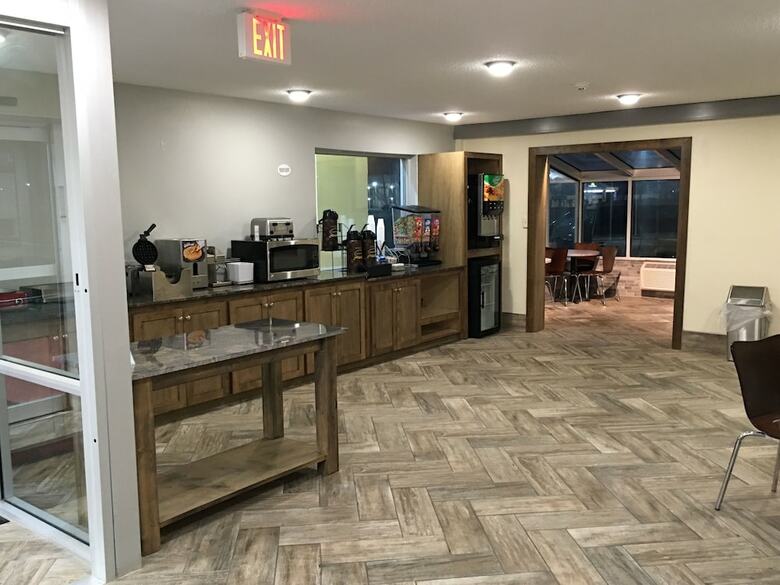 Motel Super 8 By Wyndham Meridian