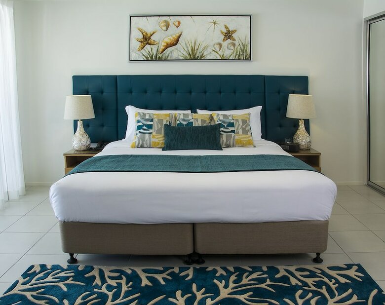 1770 Lagoons Central Apartment Resort