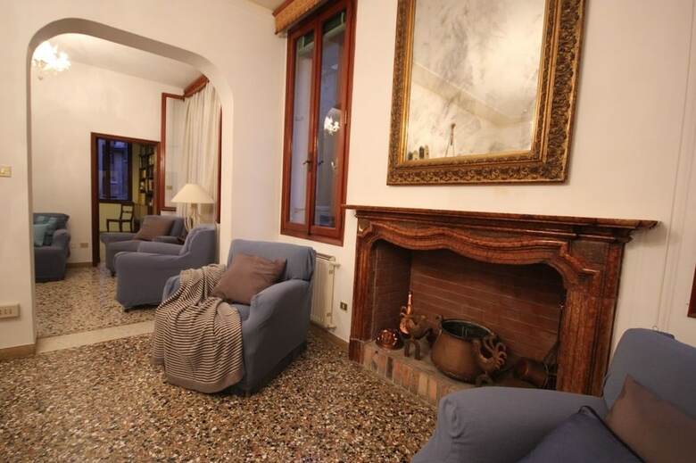 Veniceiloveyou Apartments