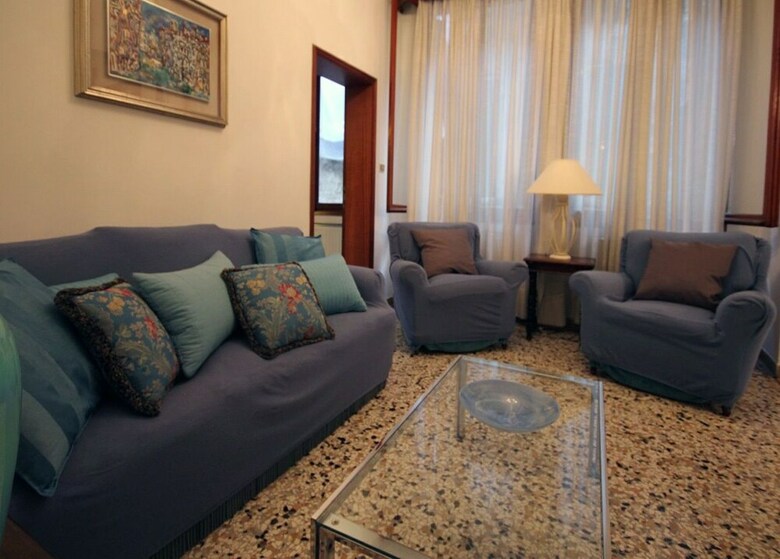 Veniceiloveyou Apartments
