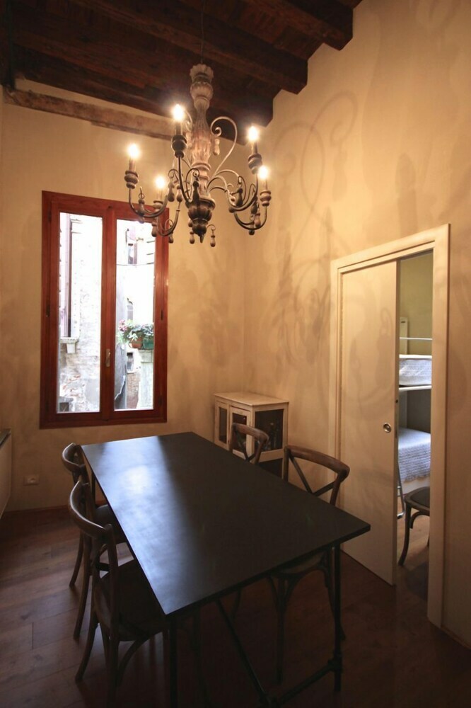 Veniceiloveyou Apartments