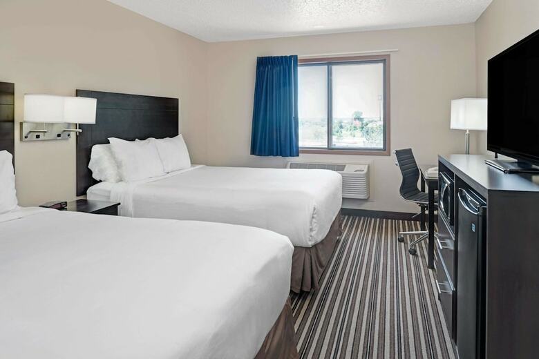 Motel Super 8 By Wyndham Omaha I-80 West