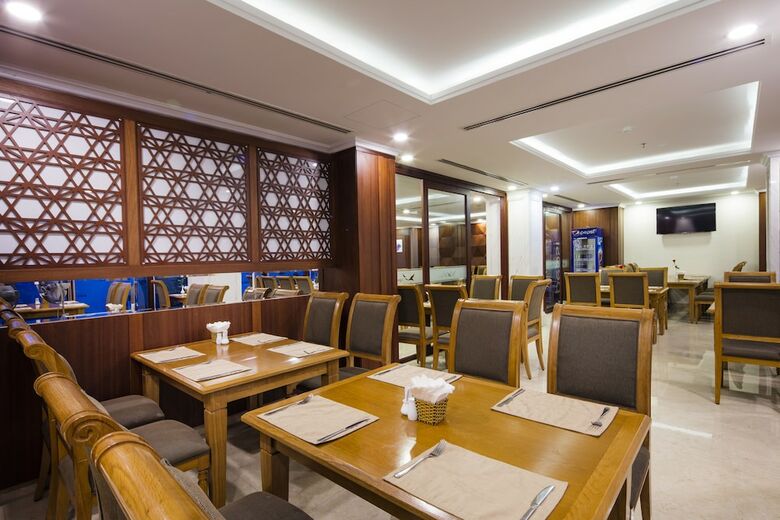Apus Hotel