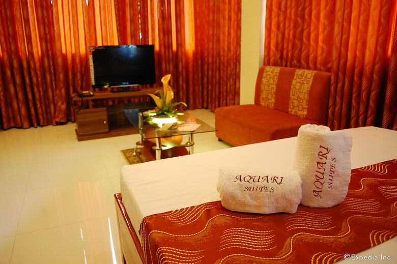 Hotel Aquari Travelers Suites
