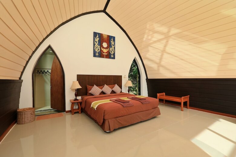 Hotel The Cove Phi Phi