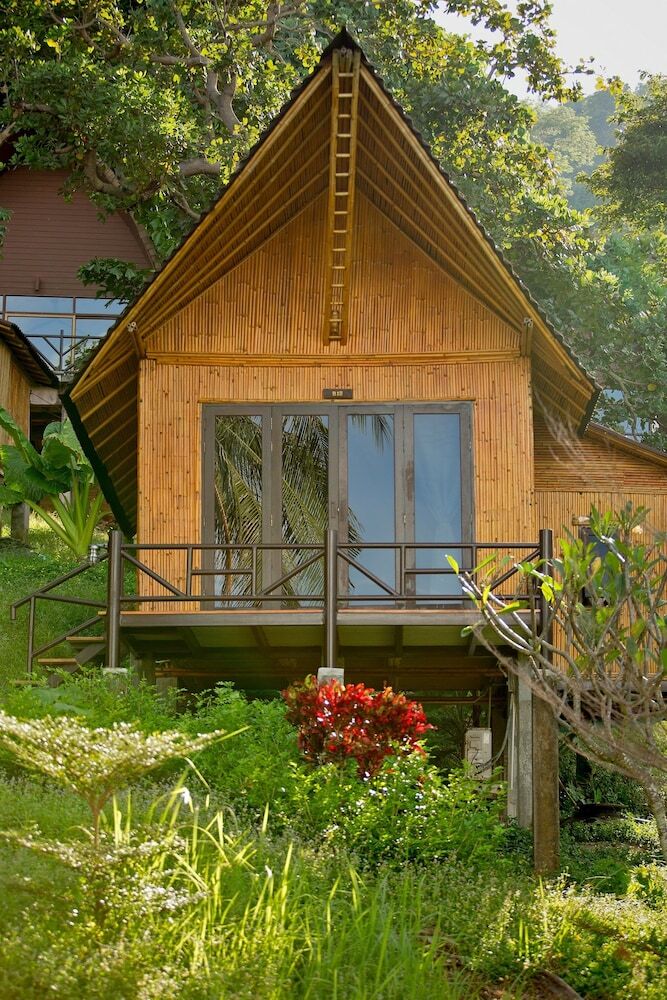 Hotel The Cove Phi Phi