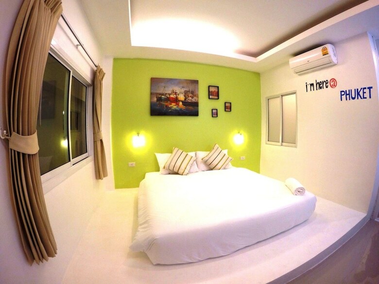 Hotel At We Patong Hostel