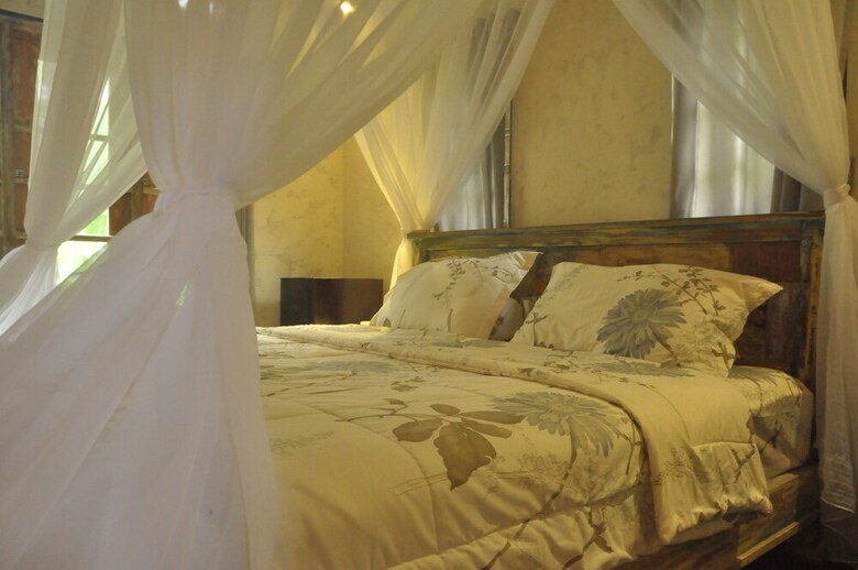 Hotel Tepi Sawah Lodge