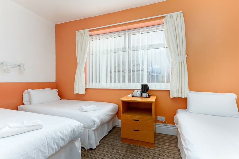 The New Sandringham Court Hotel