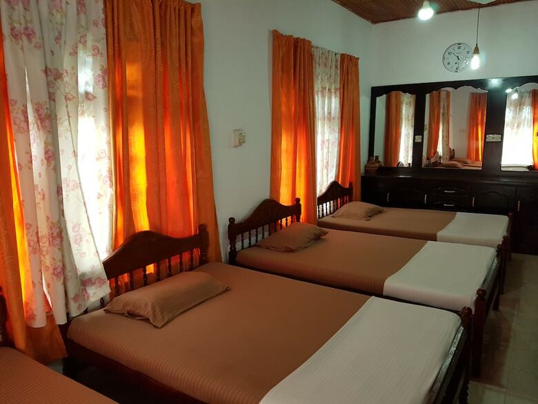 Hotel Hostel 107