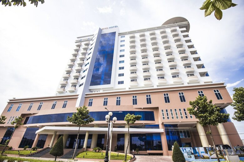 Golf Phu My Hotel